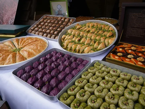 Sindhi Sweet's